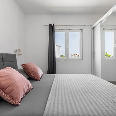 Ciovo Sunny Apartment